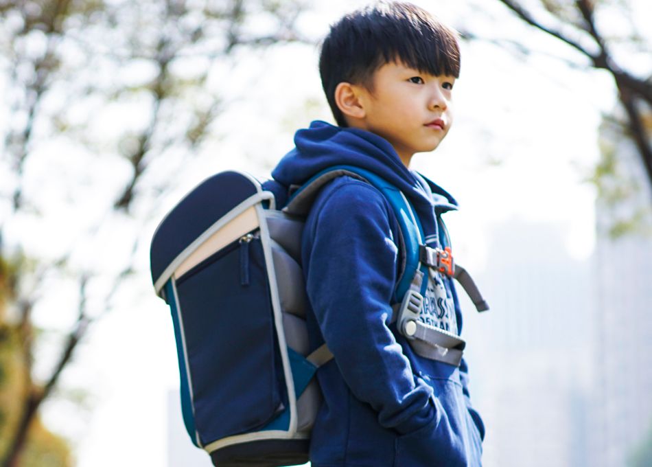 Student School Bag With Study Tool In Side Stock Illustration - Download  Image Now - Backpack, Open, Education - iStock